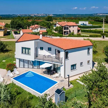 Holiday Dorotea * Višnjan